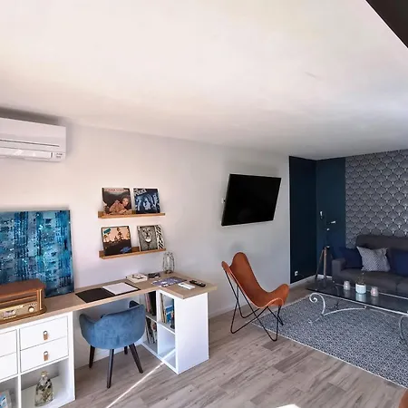 Le Victorien ,terrasse +parking, Centre Apartment